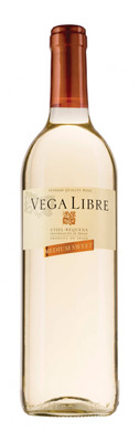 Вино белое полусладкое «Vega Libre» географического наименования