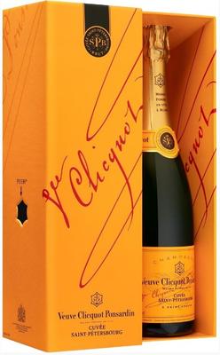 Шампанское белое брют «Veuve Clicquot Cuvee Saint-Petersbourg Brut» в подарочной упаковке
