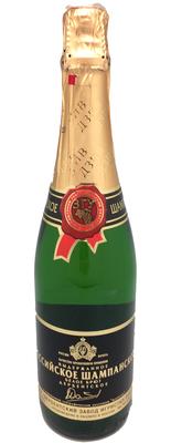 Российское шампанское белое брют выдержанное «Дербентское»