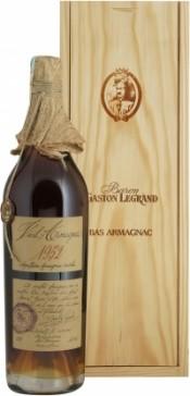 Арманьяк французский «Baron G. Legrand 1952 Bas Armagnac» в деревянной подарочной упаковке