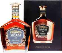 Коньяк армянский «Arvest Armenian Brandy XO 10 years Aregak» в подарочной упаковке