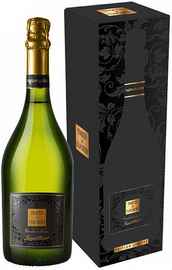 Вино игристое белое брют «Toques and Clochers Cremant de Limoux Brut» 2015 г. в подарочной упаковке