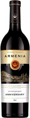 Вино красное полусладкое «Armenia Anniversary Edition Red Semi-Sweet»