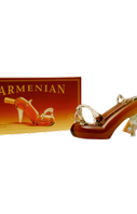 Коньяк армянский «Три звезды» в подарочной упаковке «Туфелька»