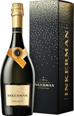 Вино игристое белое полусладкое «Инкерман» в подарочной упаковке