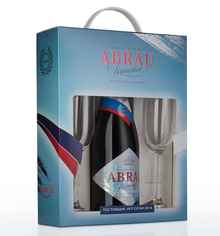 Вино игристое белое полусладкое «Abrau» + 2 бокала в подарочной упаковке