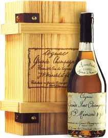 Коньяк французский «Cognac Menard Grande Fine Champagne Ancestrale Reserve de Famille»