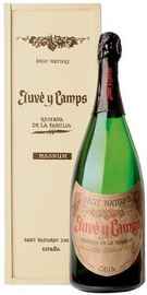 Вино игристое белое брют «Cava Juve & Camps Reserva de la Familia Gran Reserva Brut Nature, 1.5 л» 2017 г., в подарочной упаковке