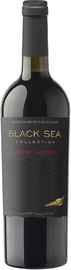 Вино красное полусладкое «Black Sea Collection Cabernet Sauvignon»