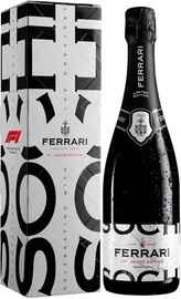 Вино игристое белое брют «Ferrari Brut Formula 1 Trento DOC gift box Sochi» в подарочной упаковке