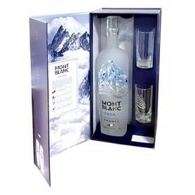 Водка «Mont Blanc, 0.7 л» в подарочной упаковке с 2 рюмками