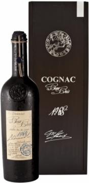 Коньяк французский «Lheraud Cognac 1968 Bons Bois» в деревянной подарочной упаковке