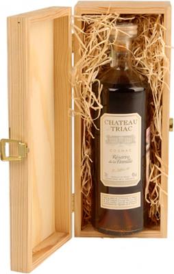 Коньяк французский «Chateau de Triac Reserve de la Famille» в деревянной подарочной упаковке