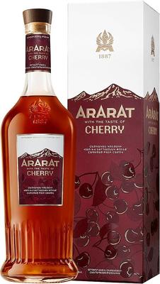 Коньяк «Ararat with the taste of Cherry» в подарочной упаковке