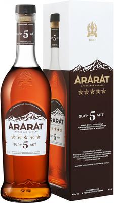 Коньяк армянский «Арарат 5 Звезд, 0.5 л» в подарочной упаковке