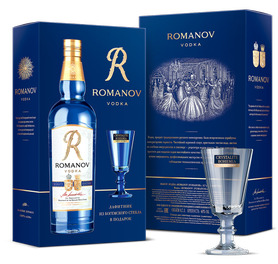 Водка «Romanov» в подарочной упаковке с рюмкой