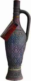 Вино красное полусладкое «Старый Баку Чинар» в керамическом кувшине