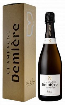 Шампанское белое брют «Demiere Divin Blanc de Blanc» в подарочной упаковке