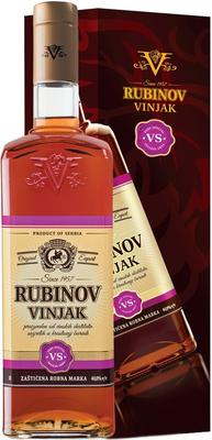 Бренди «Rubinov Vinjak VS» в подарочной упаковке