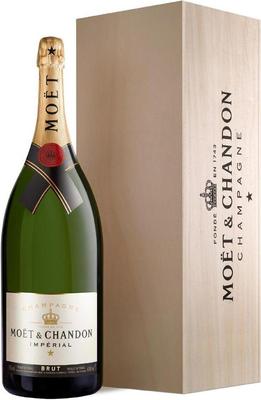 Шампанское белое брют «Moet & Chandon Brut Imperial, 6 л» в деревянной коробке