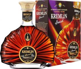 Коньяк армянский «Kremlin Award 20 Years Old, 0.7 л» в подарочной упаковке