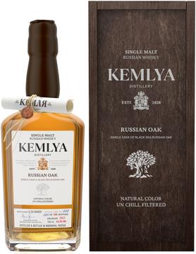 Виски «Kemlya Russian Oak» в деревянной коробке