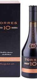 Бренди «Torres 10 Smoked Barrel» в подарочной упаковке