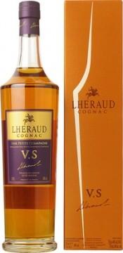 Коньяк французский «Lheraud Cognac VS, 0.5 л» в подарочной упаковке