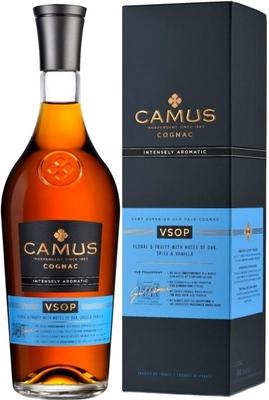 Коньяк французский «Camus VSOP, 0.7 л» в подарочной упаковке