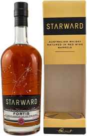 Виски «Starward Fortis» в подарочной упаковке