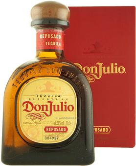 Текила «Don Julio Reposado, 0.7 л» в подарочной упаковке