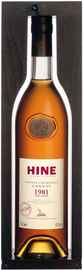 Коньяк «Hine Vintage 1981 Early Landed Grande Champagne» в подарочной упаковке