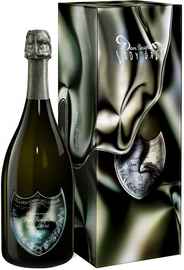 Шампанское белое брют «Dom Perignon» 2010 г., в подарочной упаковке "Леди Гага"