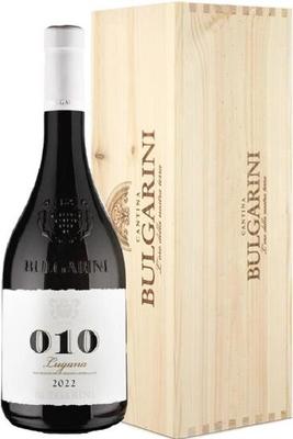 Вино белое полусухое «Bulgarini 010 Lugana» 2022 г., в деревянной коробке