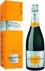 Шампанское белое сухое «Veuve Clicquot Rich Reserve» 2002 г. в подарочной упаковке