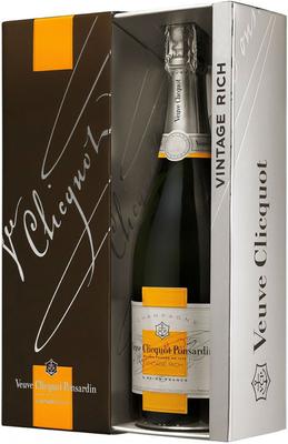 Шампанское белое сухое «Veuve Clicquot Rich Reserve» 2004 г. в подарочной упаковке