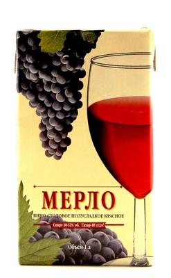Вино столовое красное полусладкое «Виктория Торговый Дом Мерло»
