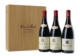 Вино красное сухое «Clos de Tart» в деревянном футляре