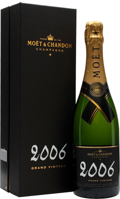 Шампанское белое брют «Moet & Chandon Brut Vintage» 2006 г., в подарочной упаковке