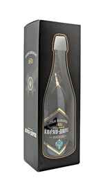 Российское шампанское белое полусладкое «Абрау-Дюрсо» в подарочной упаковке