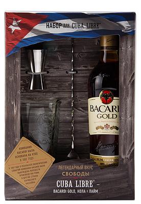 Ром «Bacardi Gold» в подарочной упаковке в комплекте со стаканом ложкой коктельной и мерным стаканом