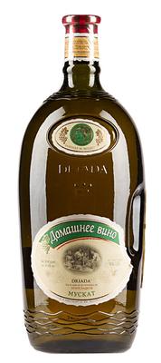 Вино столовое белое полусладкое «Домашнее Вино Мускат, 1.5 л»