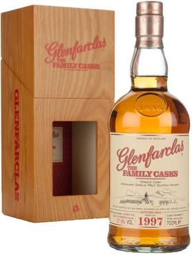 Виски шотландский «Glenfarclas 1997 Family Casks» в подарочной коробке