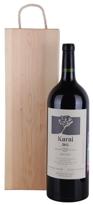 Вино красное полусладкое «Kurni» 2012 г.  в деревянной коробке