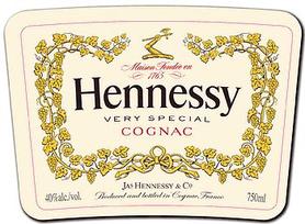 Коньяк французский «Hennessy VS» в подарочной упаковке