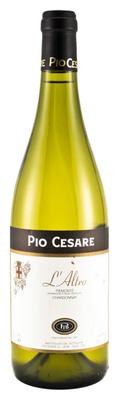 Вино белое сухое «L’Altro Chardonnay» 2015 г.