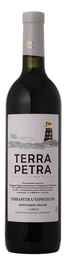 Вино красное полусладкое «Terra Petra»