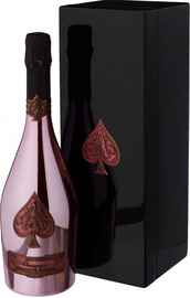 Шампанское розовое брют «Armand de Brignac Brut Rose» в подарочной упаковке