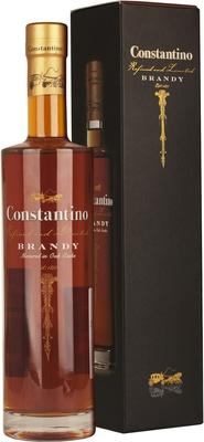 Бренди «Constantino Matured in Oak Casks» в подарочной упаковке