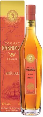 Коньяк французский «Nakhimov Special 6 Years Old» в подарочной упаковке